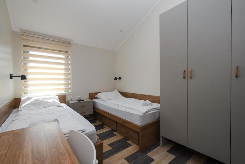 Atrijum Apartments And Rooms Kladovo Esterno foto