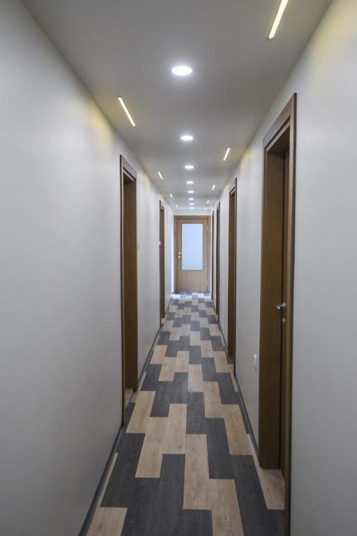 Atrijum Apartments And Rooms Kladovo Esterno foto